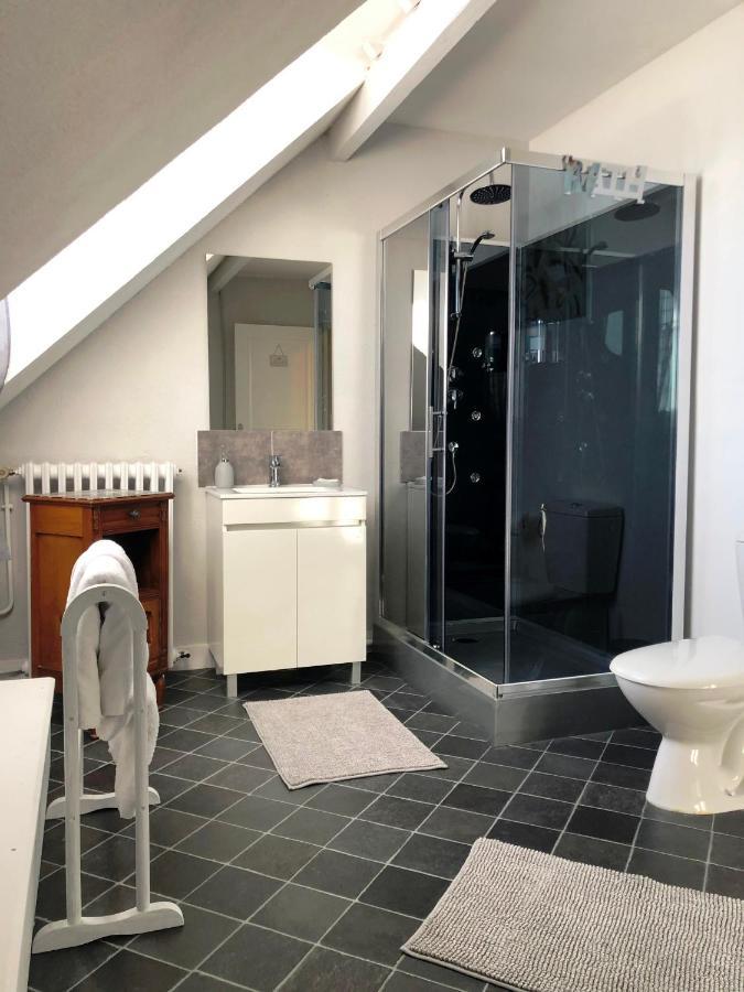 No 6 B&B Landivy Екстер'єр фото