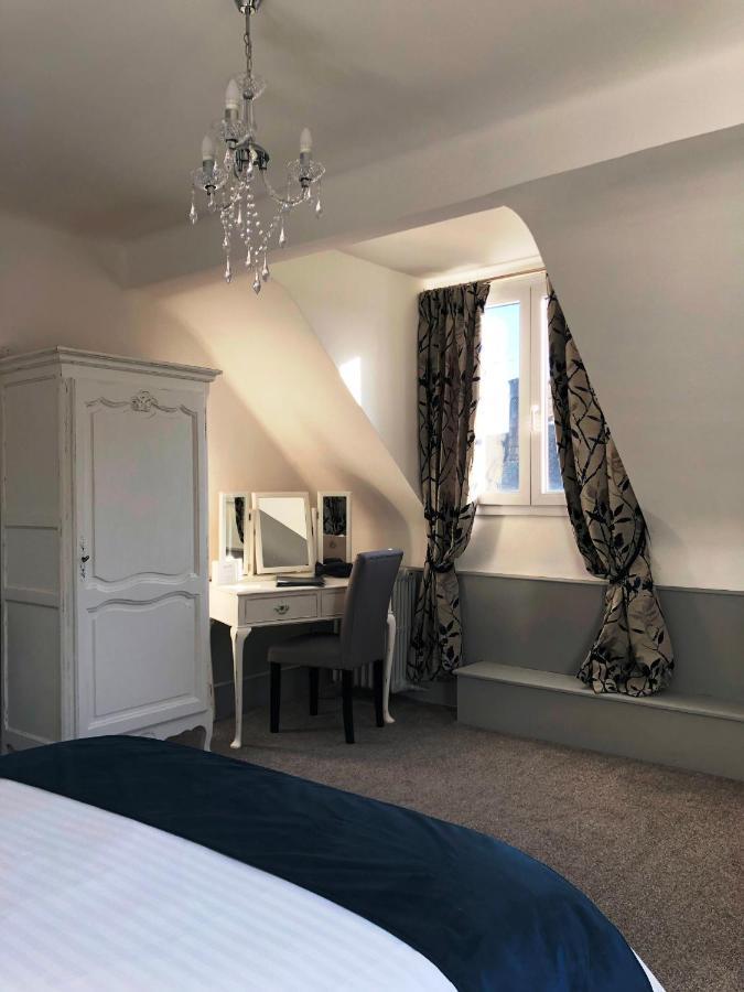 No 6 B&B Landivy Екстер'єр фото